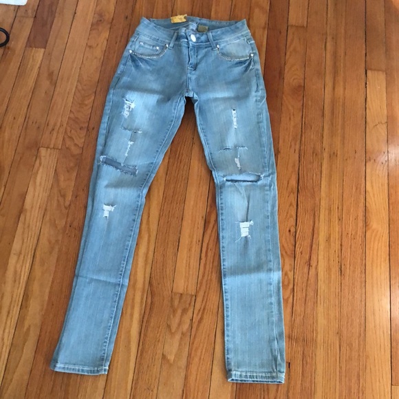 NWT KMJ Junior Girl Light Blue Distressed Jeans Pants Size 9 - Picture 5 of 8